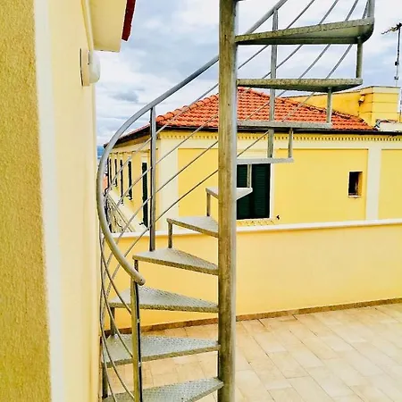Nina Pensión Pizzo (Calabria)
