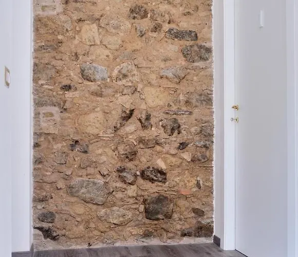 Casa de hóspedes Nina 3*